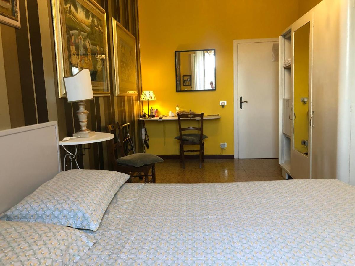 La Finestra Sul Fiume Bed & Breakfast Фосомброне Екстериор снимка