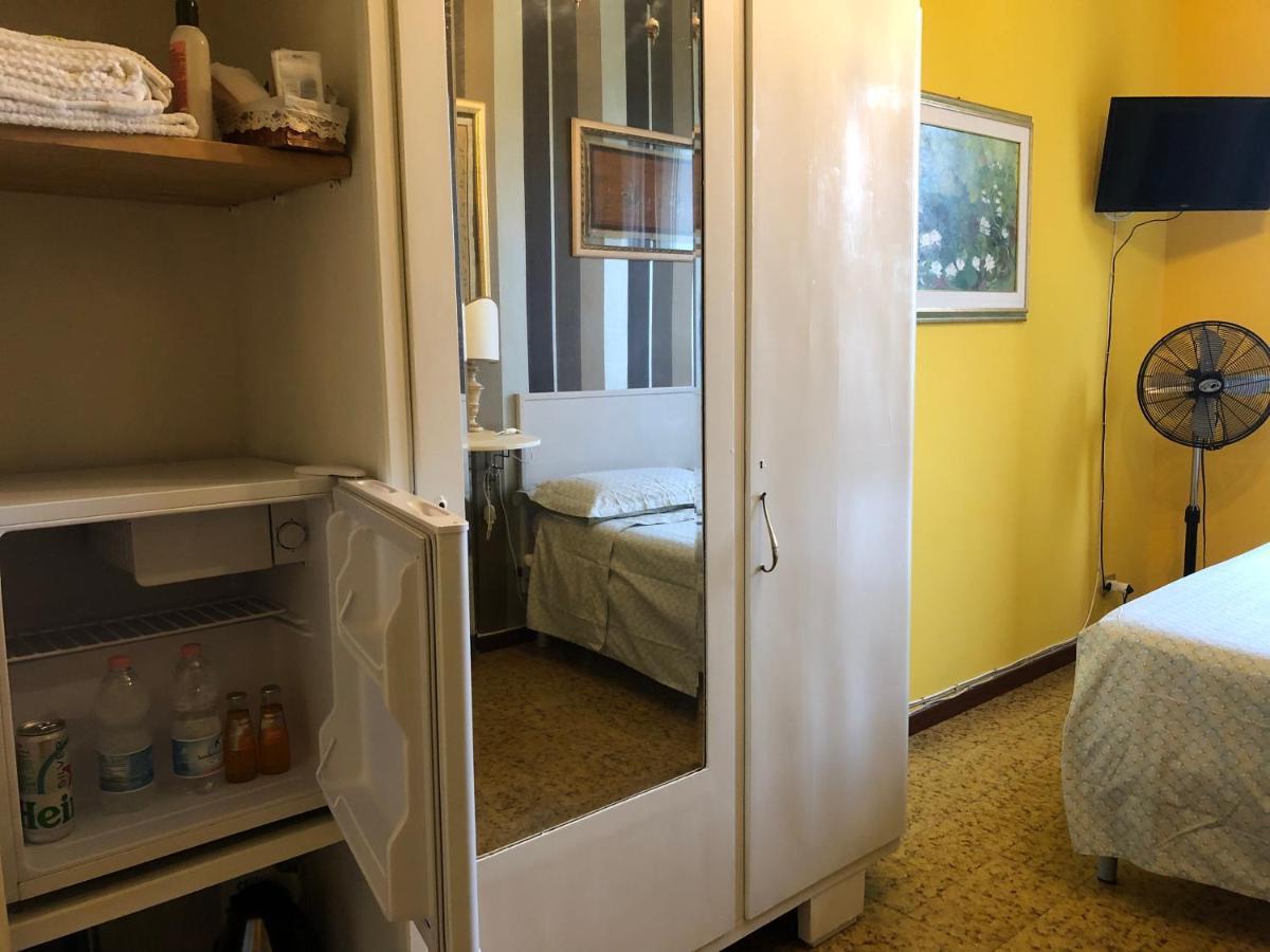 La Finestra Sul Fiume Bed & Breakfast Фосомброне Екстериор снимка