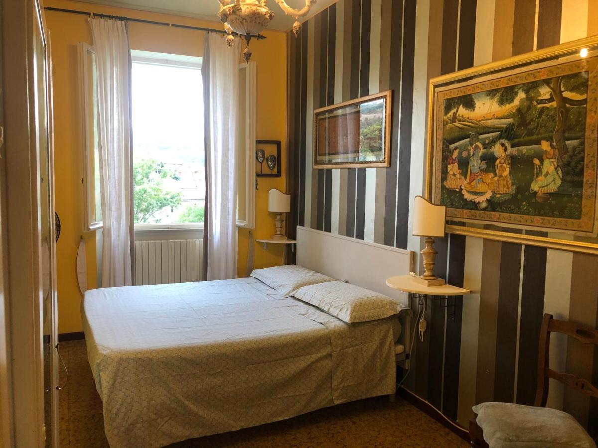 La Finestra Sul Fiume Bed & Breakfast Фосомброне Екстериор снимка