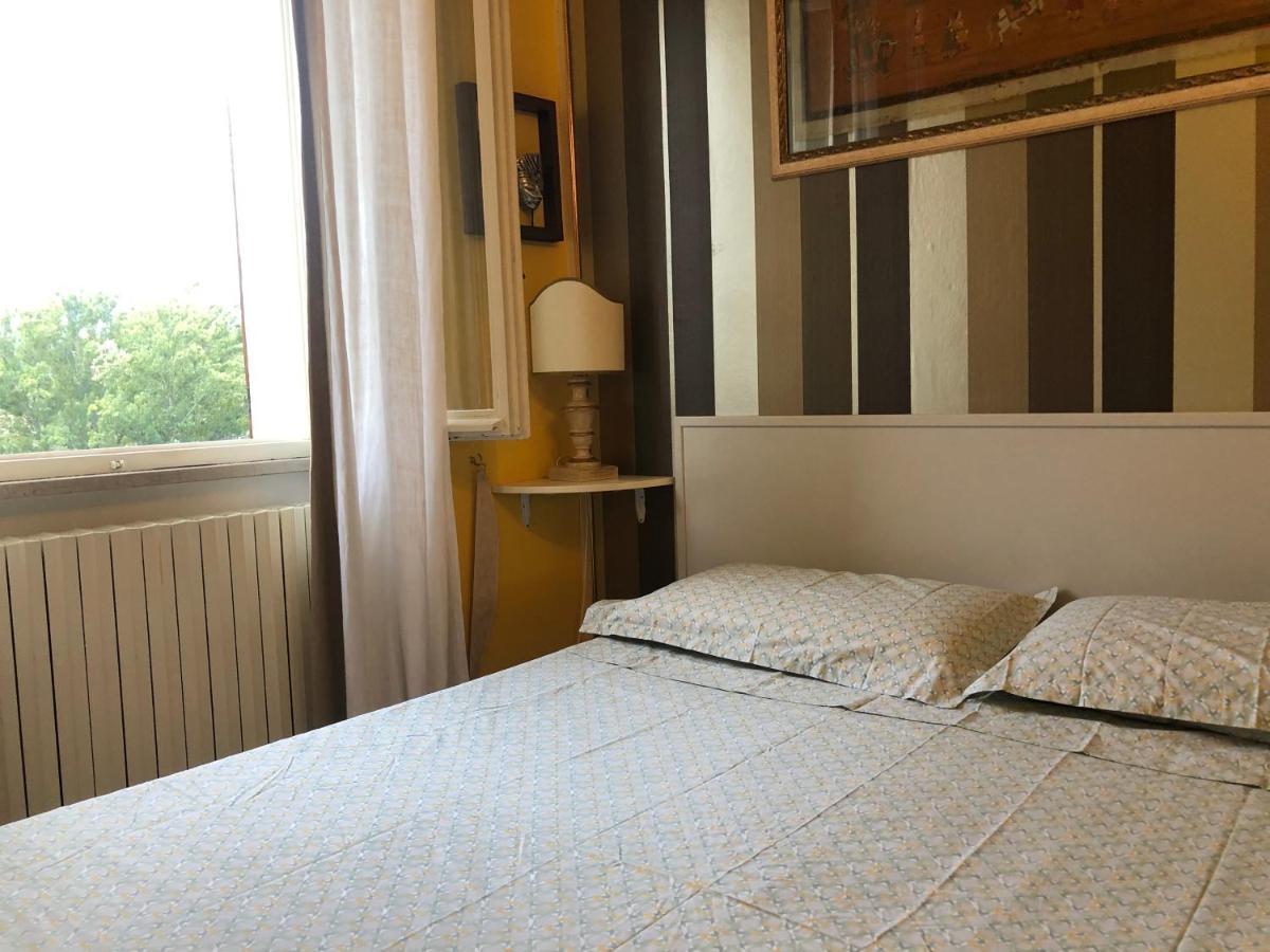 La Finestra Sul Fiume Bed & Breakfast Фосомброне Екстериор снимка