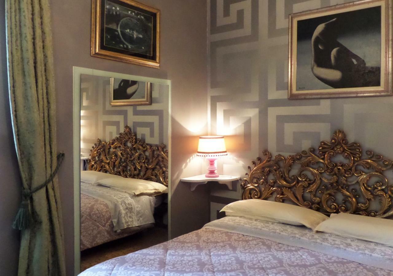 La Finestra Sul Fiume Bed & Breakfast Фосомброне Екстериор снимка